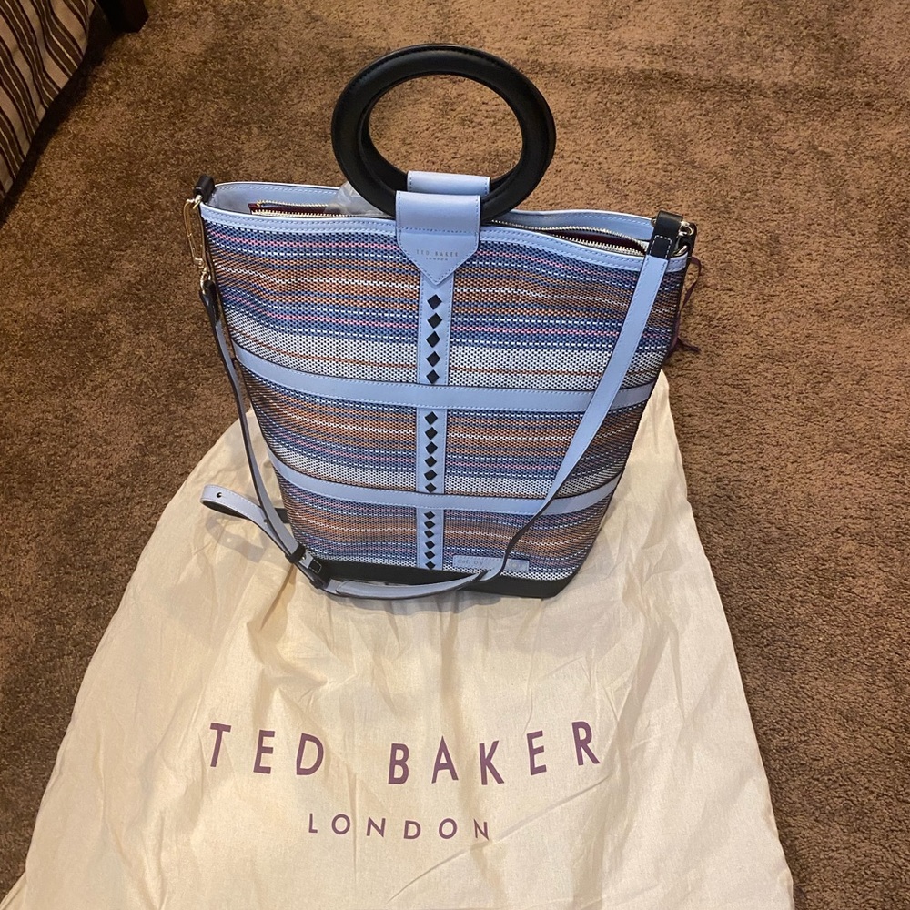 NWOT Ted Baker beach bag/purse Classy & sophisticated and perfect for summer☀️🌞